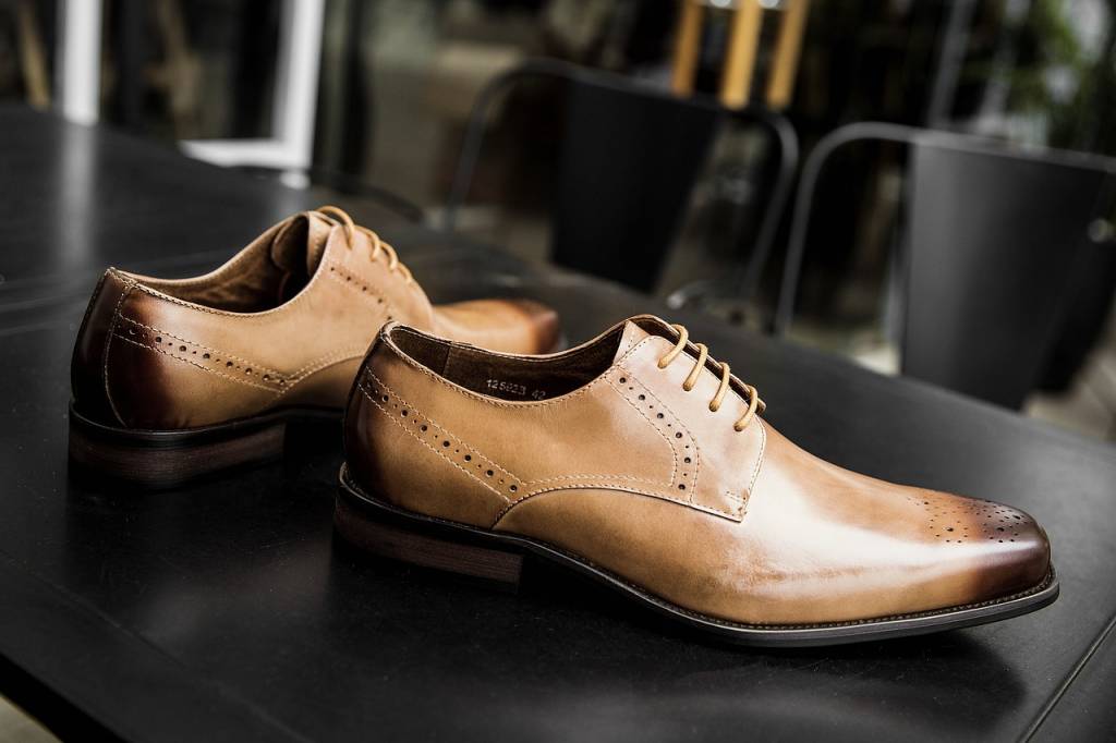 The secret to taller looks: a guide to height enhancement shoes